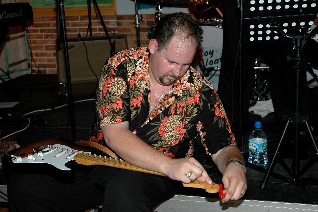 min 2006 06 11 guinguette mp 324